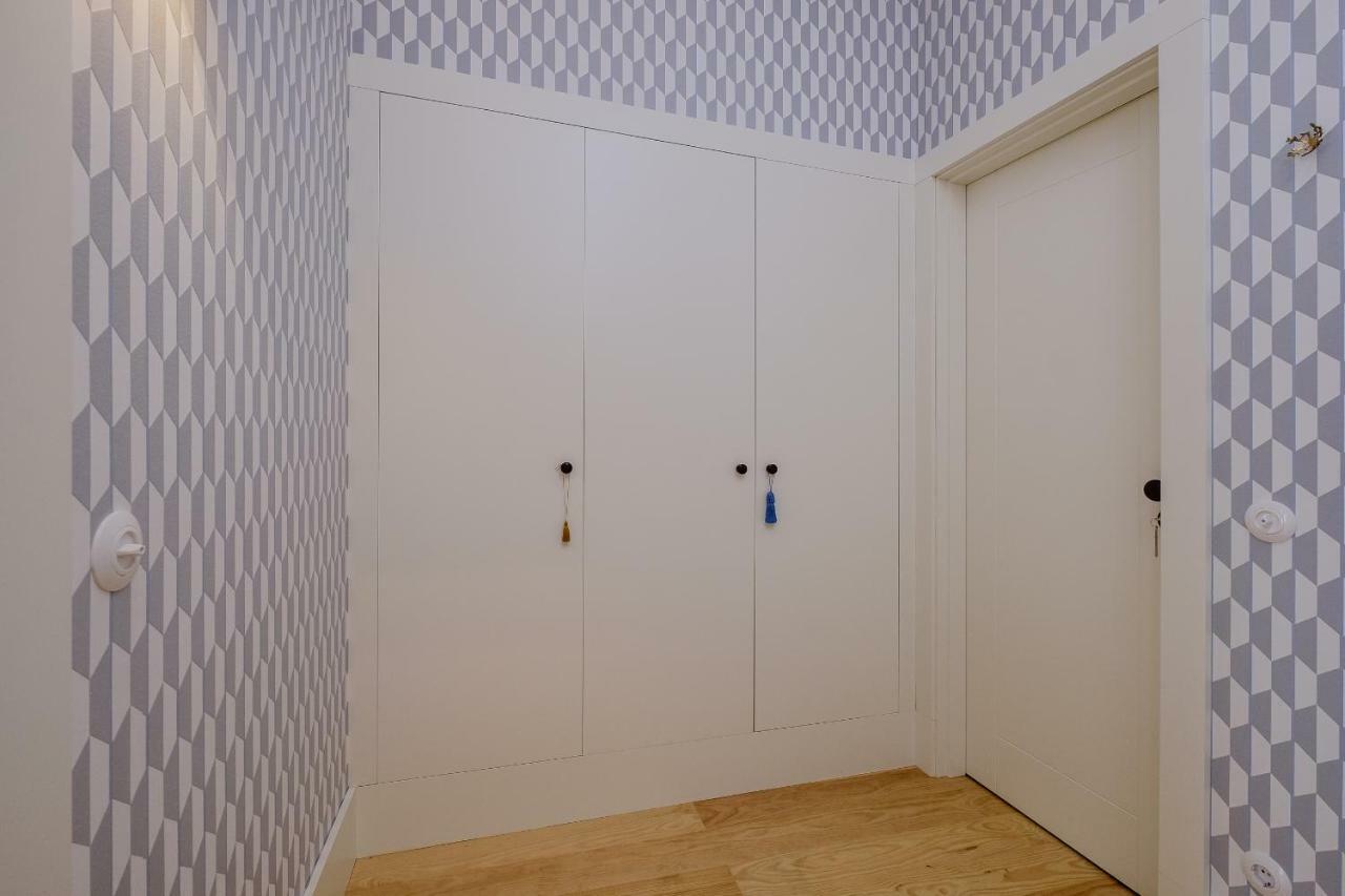 Boutique Rentals-Flores Plaza In City Historical Center Porto Eksteriør bilde