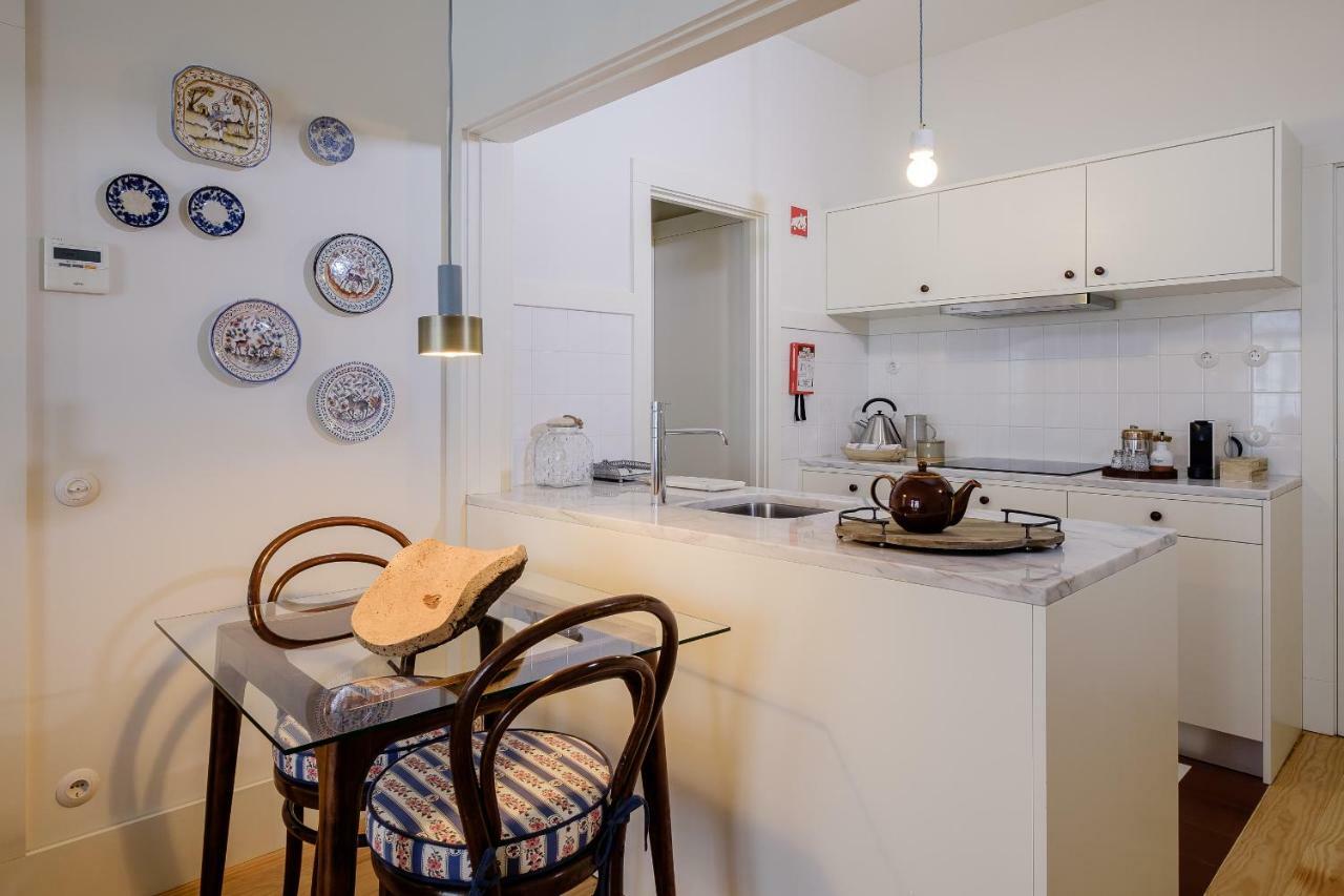 Boutique Rentals-Flores Plaza In City Historical Center Porto Eksteriør bilde